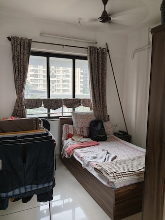 2 BHK Apartment For Resale in Satguru Solitaire Kasarvadavali Thane  7426950