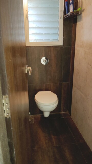 Bathroom in 1 BHK Apartment at Vile Parle West – for Sale