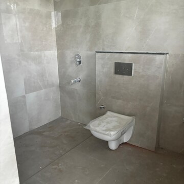 Bathroom in 3 BHK Apartment at Patiala Road – for Sale