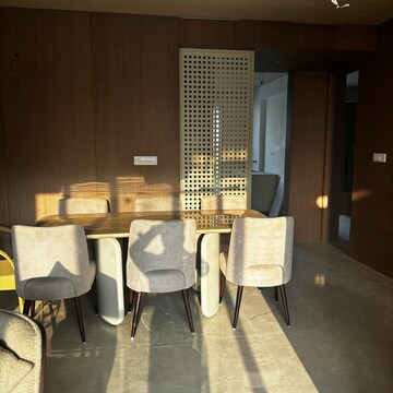 Team Area in 3 BHK Apartment at Patiala Road – for Sale