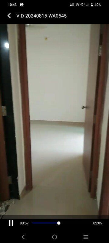 Room in 1.5 BHK Apartment at Man Opus, Mira Road – for Sale