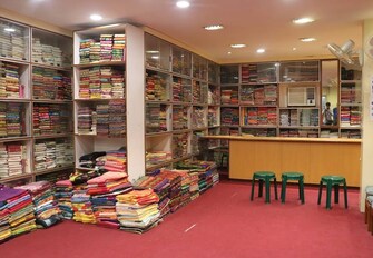 Commercial Showroom 2400 Sq.Ft. For Rent in Kalbadevi Mumbai  7427657