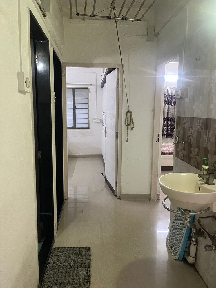Bathroom, borate-jijai-nagari 2 Bedroom 750 Sq.Ft. Apartment In Kothrud Pune 7427705