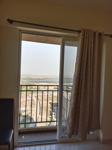 3 BHK Apartment For Sale in Vijay Orovia, Ghodbunder Road