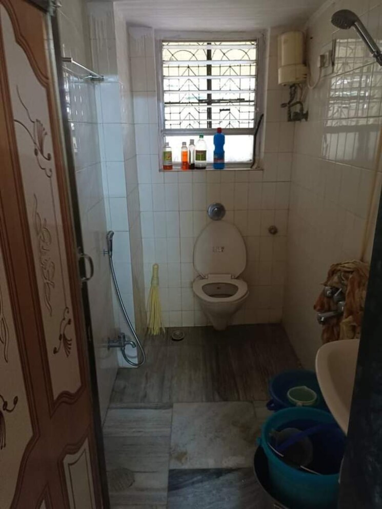 Bathroom, prime-plaza-parel 2 Bedroom 700 Sq.Ft. Apartment In Parel Mumbai 7427811