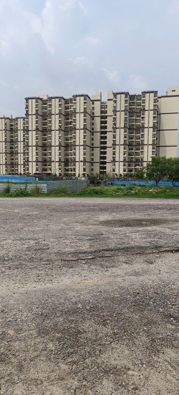  Plot – Exterior View View at Ansal Sushant Golf city, Sushant Golf City - for Sale
