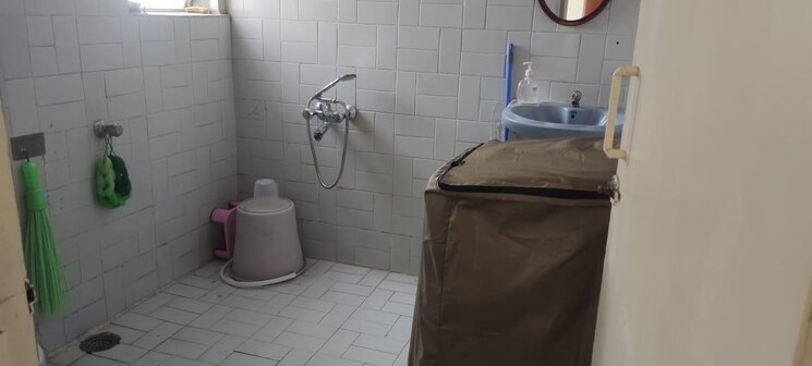 Bathroom, gulmohar-court 1 Bedroom 500 Sq.Ft. Apartment In Koregaon Park Pune 7428693