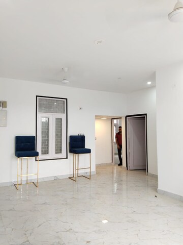 Master Bedroom in 2 BHK Builder Floor at Sector 21 – for Rent