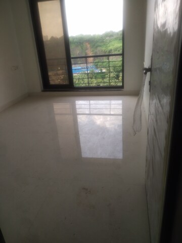 Room in 2 BHK Apartment at K Raheja Raheja Residency, Malad East – for Sale