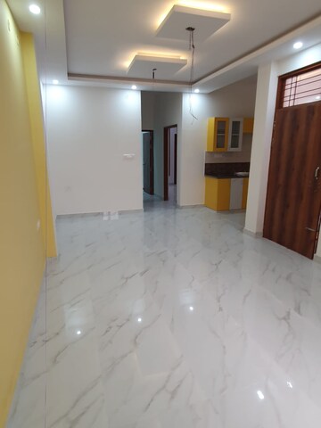 Room in 3 BHK Independent House at Sarojini Nagar – for Sale