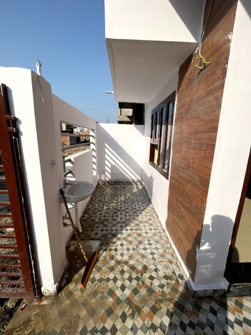 Staircase in 3 BHK Independent House at Bijnor Road – for Sale
