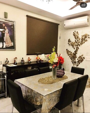 Living Room in 4 BHK Apartment at Vipul Greens, Sector 48 – for Sale