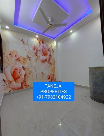 Furnished Amenities in 2.5 BHK Builder Floor at Shastri Nagar – for Rent