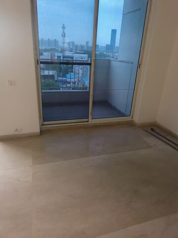 Room in 3 BHK Apartment at Bestech Park View Spa Next, Sector 67 – for Sale