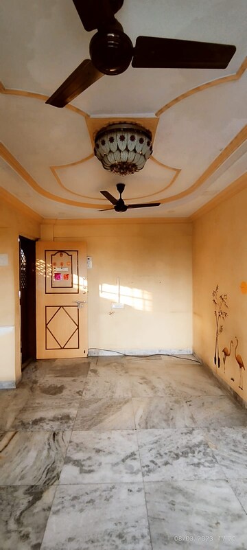 Room in 1 BHK Apartment at Sanghvi Garden, Manpada – for Sale