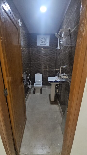 Bathroom in 3 BHK Builder Floor at New Rajinder Nagar – for Sale