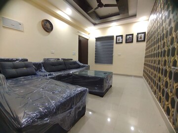 Kitchen in 3 BHK Builder Floor at BPTP Parklands, Sector 76 – for Sale