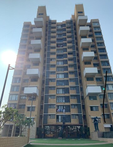 2 BHK Apartment – Exterior View View at Kanakia Hollywood, Versova - for Sale