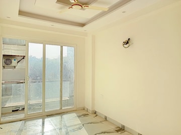 Room in 3 BHK Builder Floor at Chattarpur – for Sale