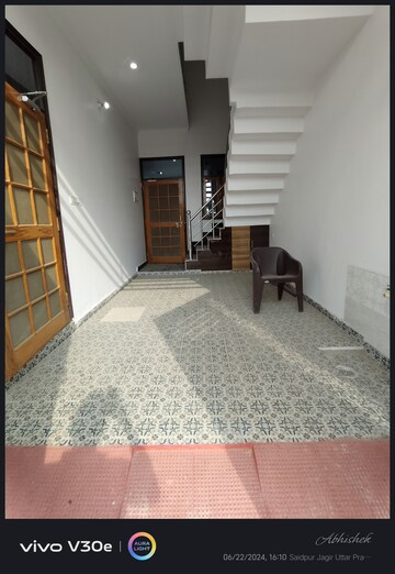 Bedroom in 2 BHK Independent House at Jankipuram Extension – for Sale