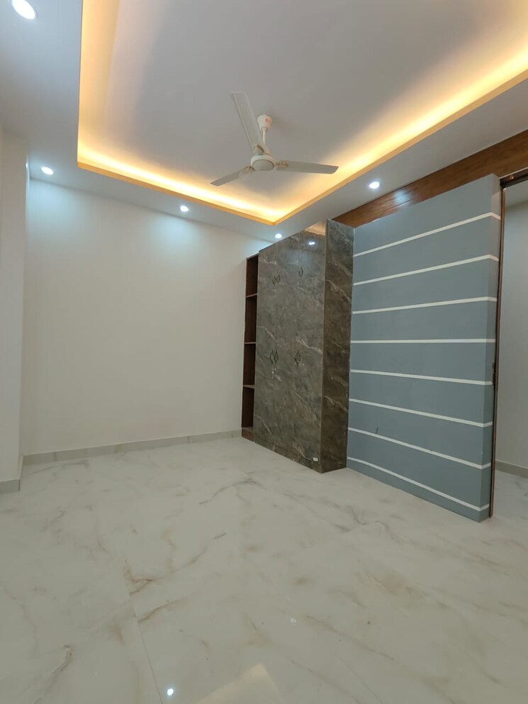 Room, malviya nagar 3 Bedroom 125 Sq.Yd. Builder Floor In Malviya Nagar Delhi 7430455