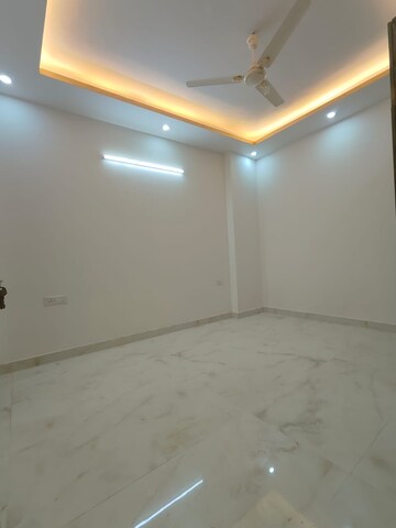 Room in 3 BHK Builder Floor at Malviya Nagar – for Sale