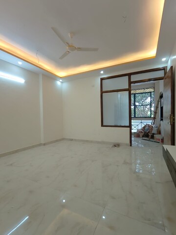 Room in 3 BHK Builder Floor at Malviya Nagar – for Sale