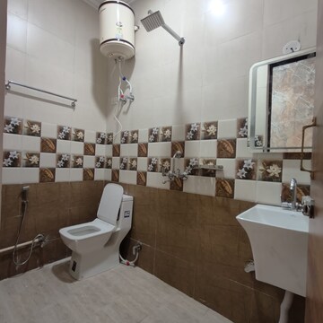 Attached Bathroom in 3 BHK Builder Floor at Malviya Nagar – for Sale