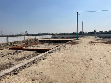  Plot – Exterior View View at Dhoom Manikpur - for Sale