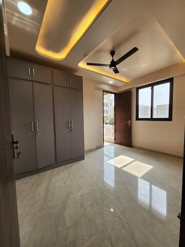 Room in 3 BHK Apartment at Parth Palace, Patrakar Colony – for Sale