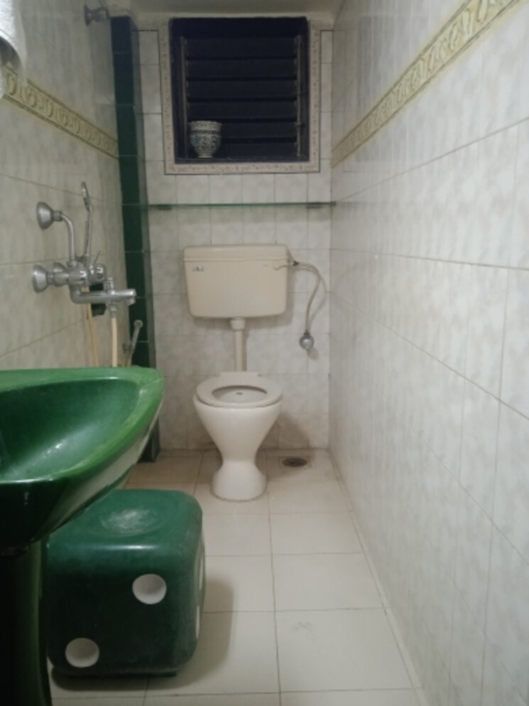 Bathroom, prabhadevi 2 Bedroom 950 Sq.Ft. Apartment In Prabhadevi Mumbai 7431161