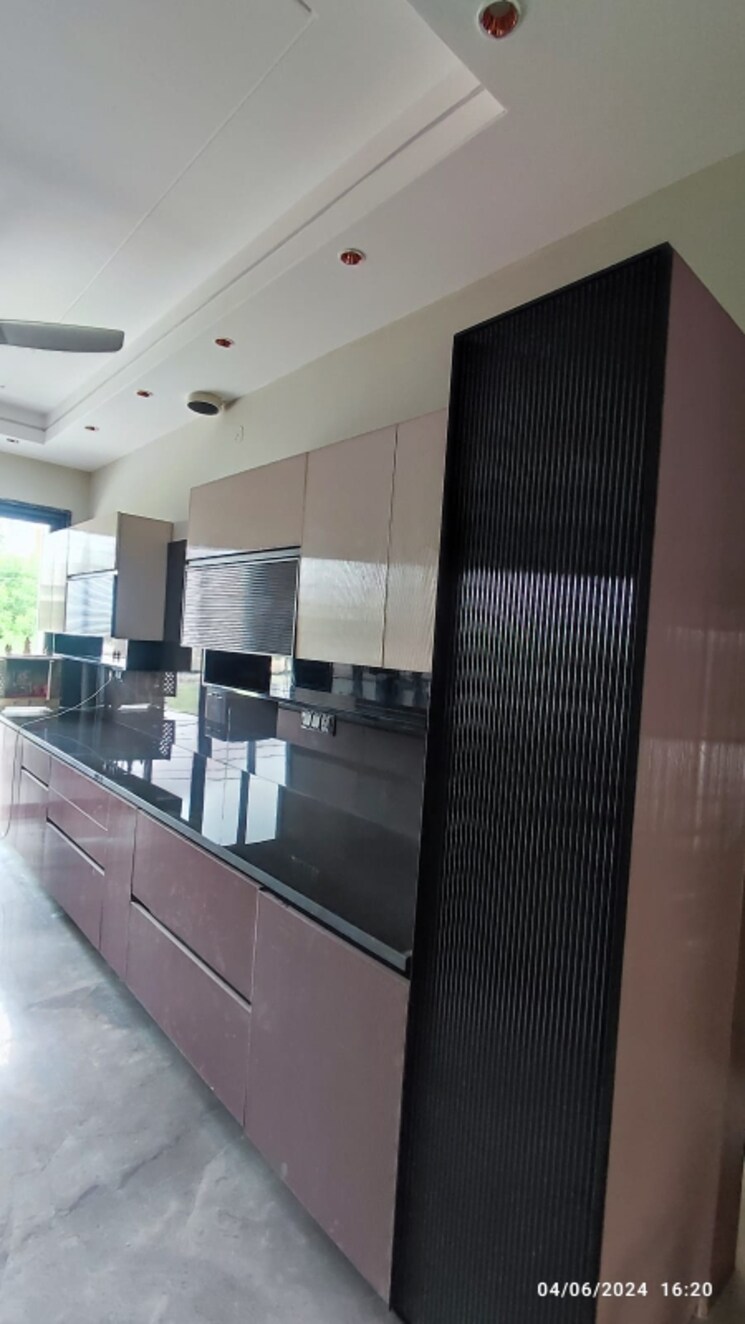 Kitchen, unitech-the-close-north 3 Bedroom 2491 Sq.Ft. Apartment In Sector 50 Gurgaon 7431391