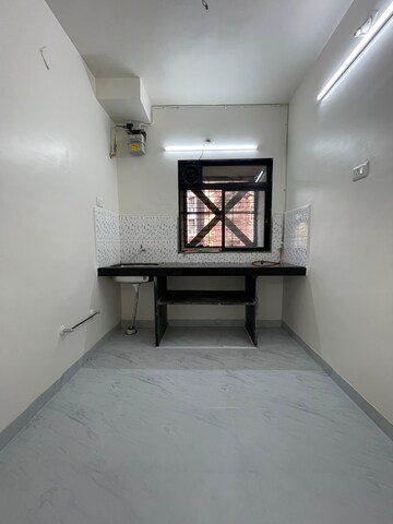 Room in 1 BHK Apartment at Nerul – for Sale