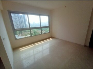 Room in 2 BHK Apartment at Piramal Vaikunth, Balkum Pada – for Sale
