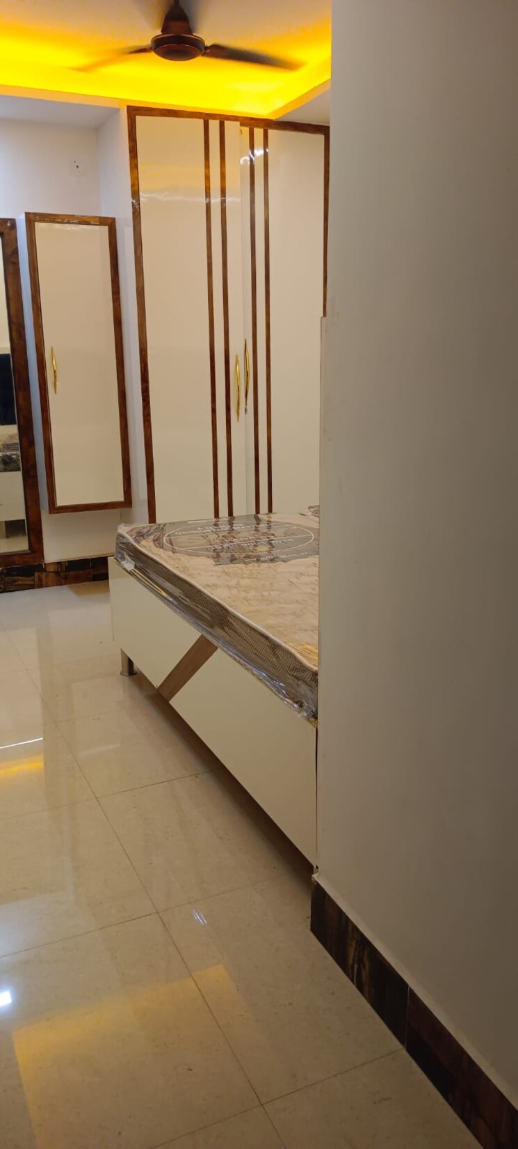 Room, mahavir enclave 2.5 Bedroom 70 Sq.Yd. Builder Floor In Mahavir Enclave Delhi 7431511