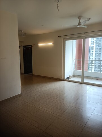 Room in 3 BHK Apartment at The 3C Lotus Panache, Sector 110 – for Rent