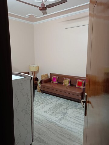 1 RK Builder Floor For Rent in Lajpat Nagar