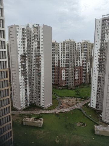 3.5 BHK Apartment – Exterior View View at The 3C Lotus Panache, Sector 110 - for Rent