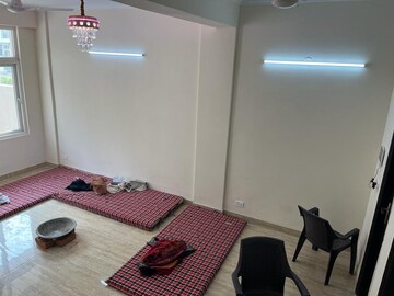 Master Bedroom in 3 BHK Apartment at Amrapali Golf Homes, Sector 4, Greater Noida – for Sale