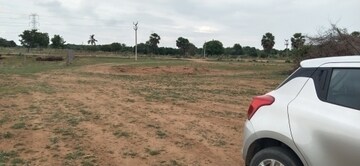  Plot For Sale in Manneguda