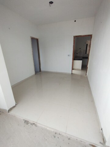 Room in 2 BHK Apartment at Pareena Hanu Residency, Sector 68 – for Sale