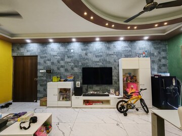 Master Bedroom in 3 BHK Apartment at PS Srijan Ozone, Em Bypass – for Sale