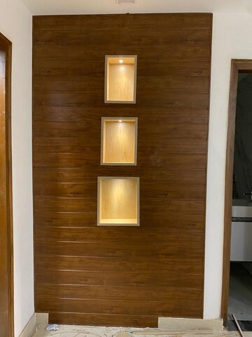 Room in 3 BHK Builder Floor at BPTP Park Central, Sector 85 – for Sale