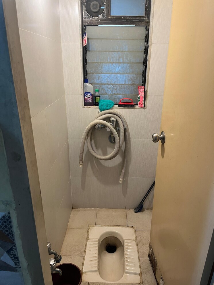 Bathroom, achord-mahadevachi-wadi 1 Bedroom 330 Sq.Ft. Apartment In Parel Mumbai 7433375