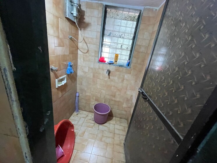 Bathroom, gopika-ram-apartment 1 Bedroom 510 Sq.Ft. Apartment In Borivali East Mumbai 7433400