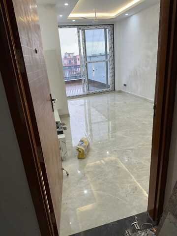 Balcony in 1.5 BHK Builder Floor at Saket – for Sale
