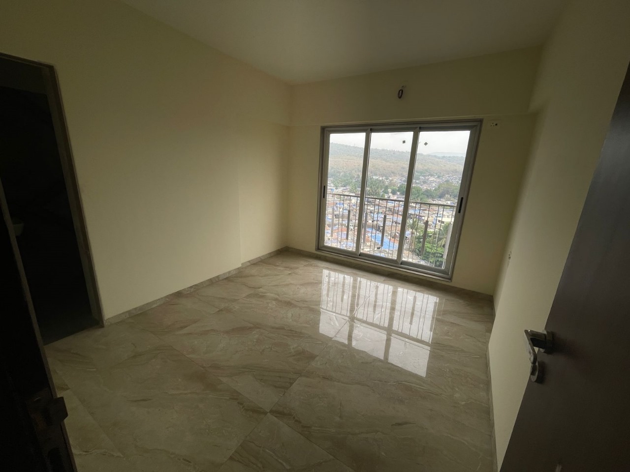 1 BHK Apartment For Resale in Dahisar East Mumbai  7433470