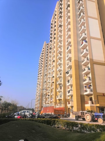 2 BHK Apartment – Exterior View View at Nimbus Express Park View, Chi V Greater Noida - for Sale