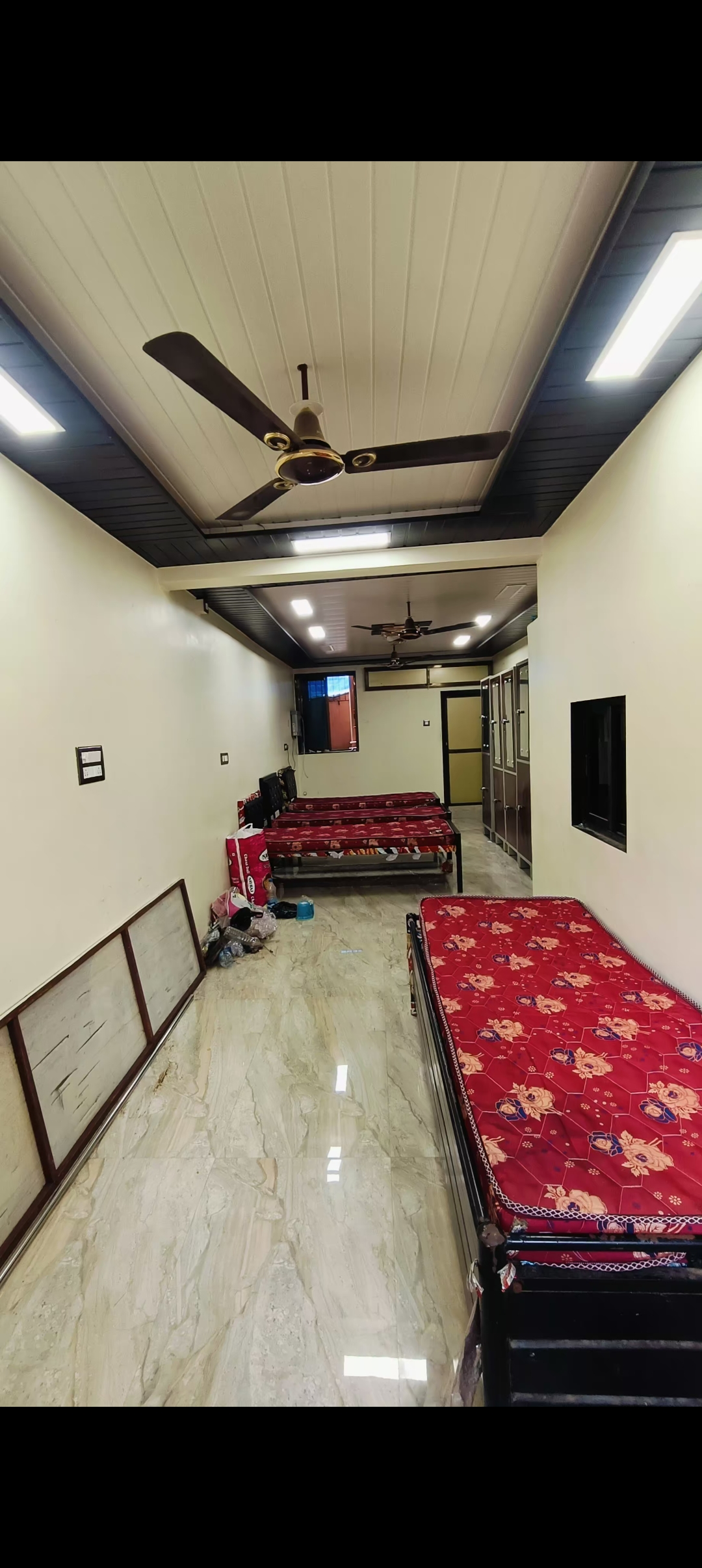 Commercial Office Space 1000 Sq.Ft. For Rent in Savarkar Nagar Thane  7433904