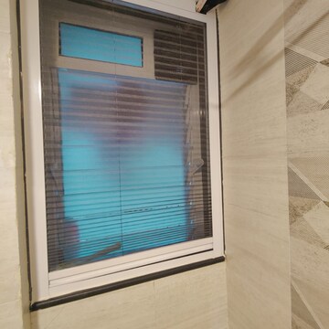 Room in 3 BHK Apartment at Lodha Fiorenza, Goregaon East – for Sale